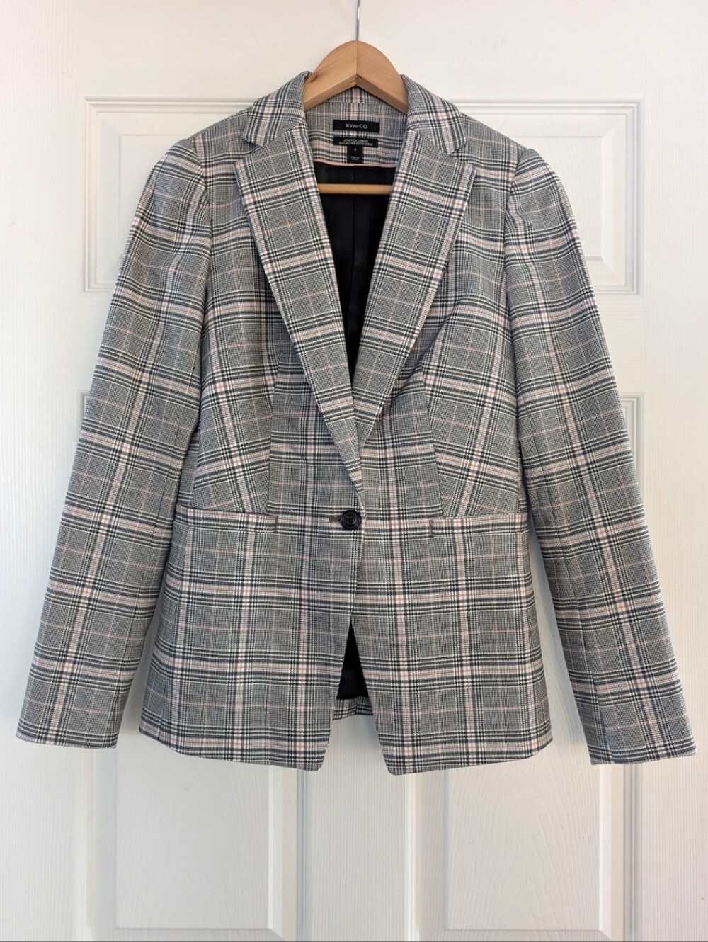 NWOT RW&CO plaid blazer grey size 0